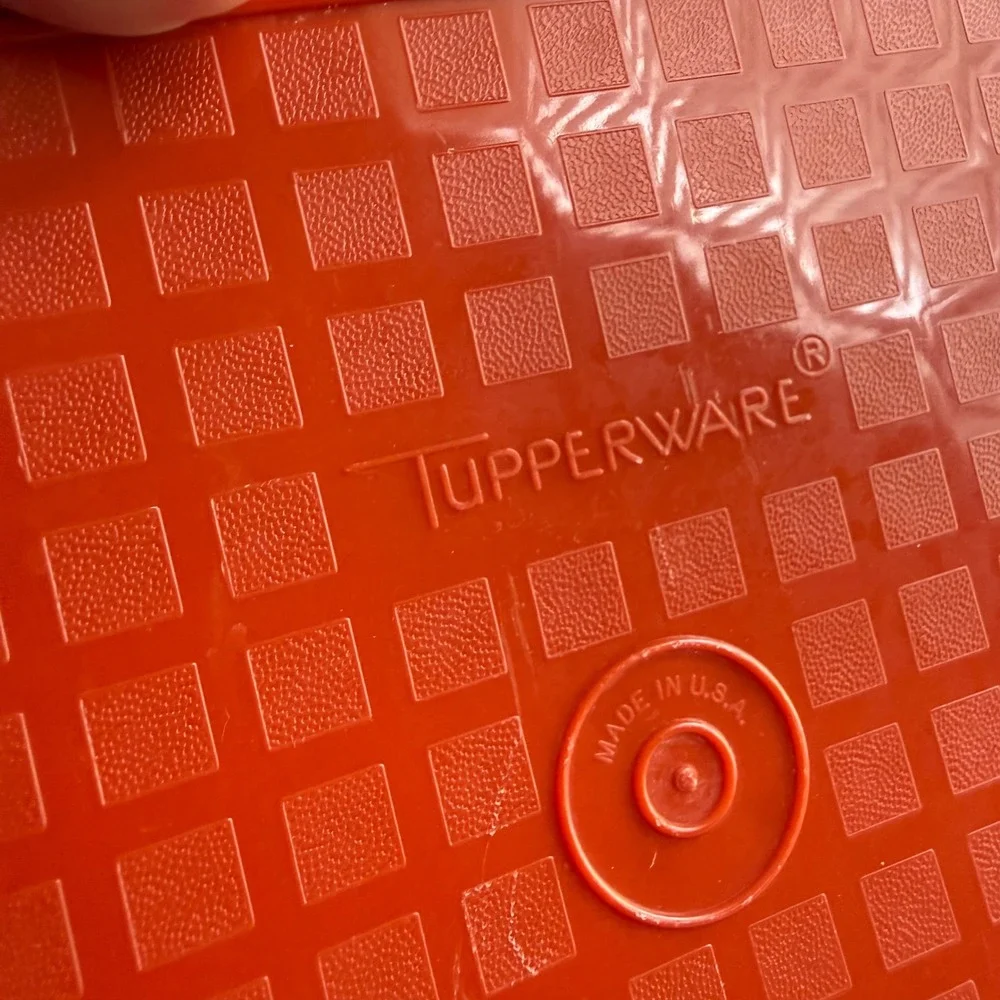 Tupperware vintage meat